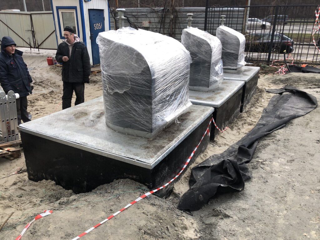 Встановлення підземних сміттєвих контейнерів