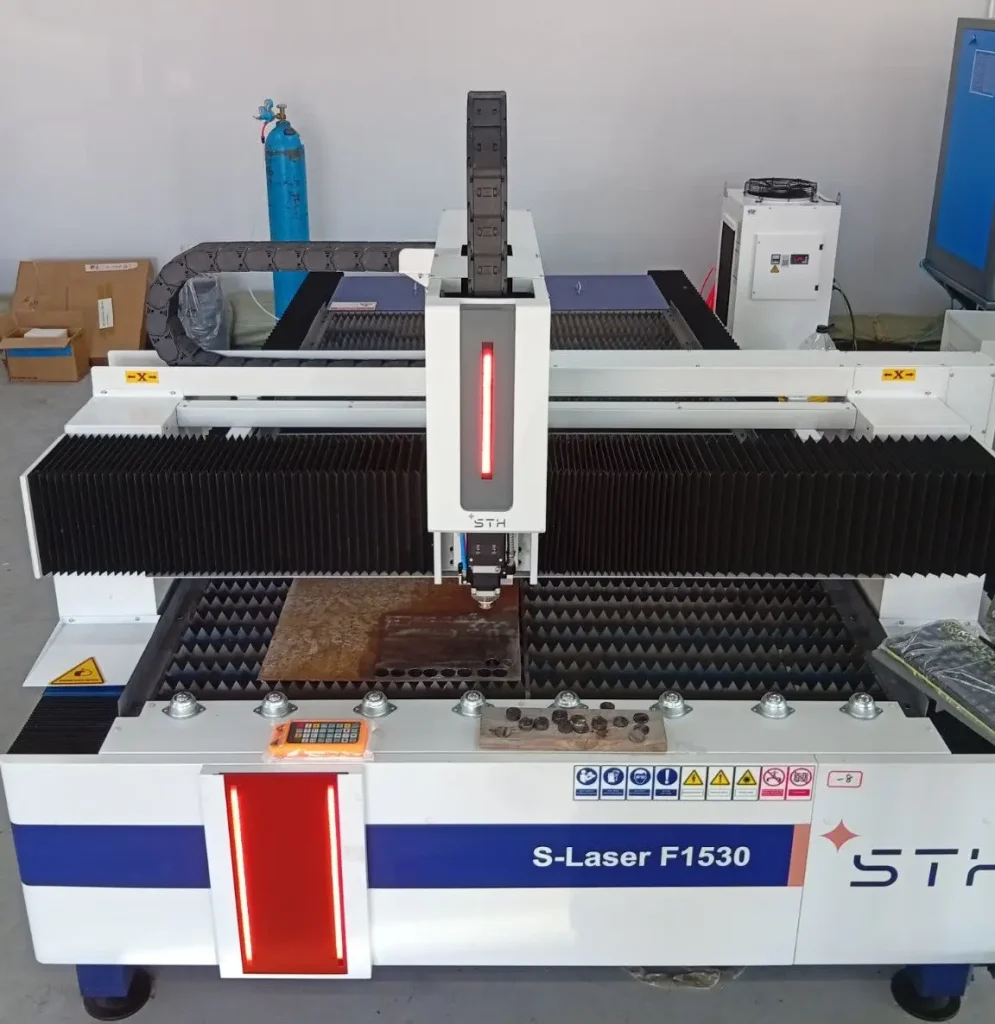 Лазерний верстат S-Laser F1530 (6 кВт, MAX Photonics)